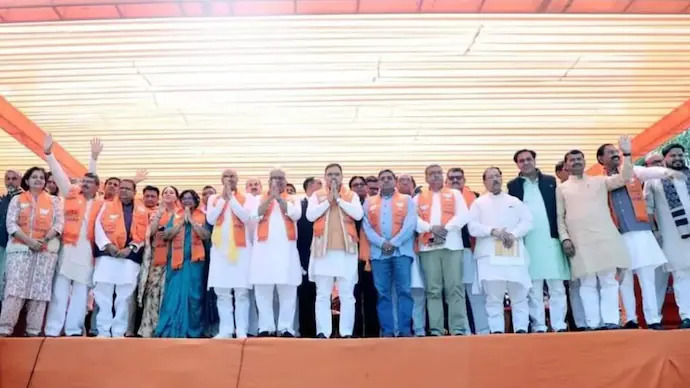 1,370 Congress representatives joined the BJP in Rajasthan.